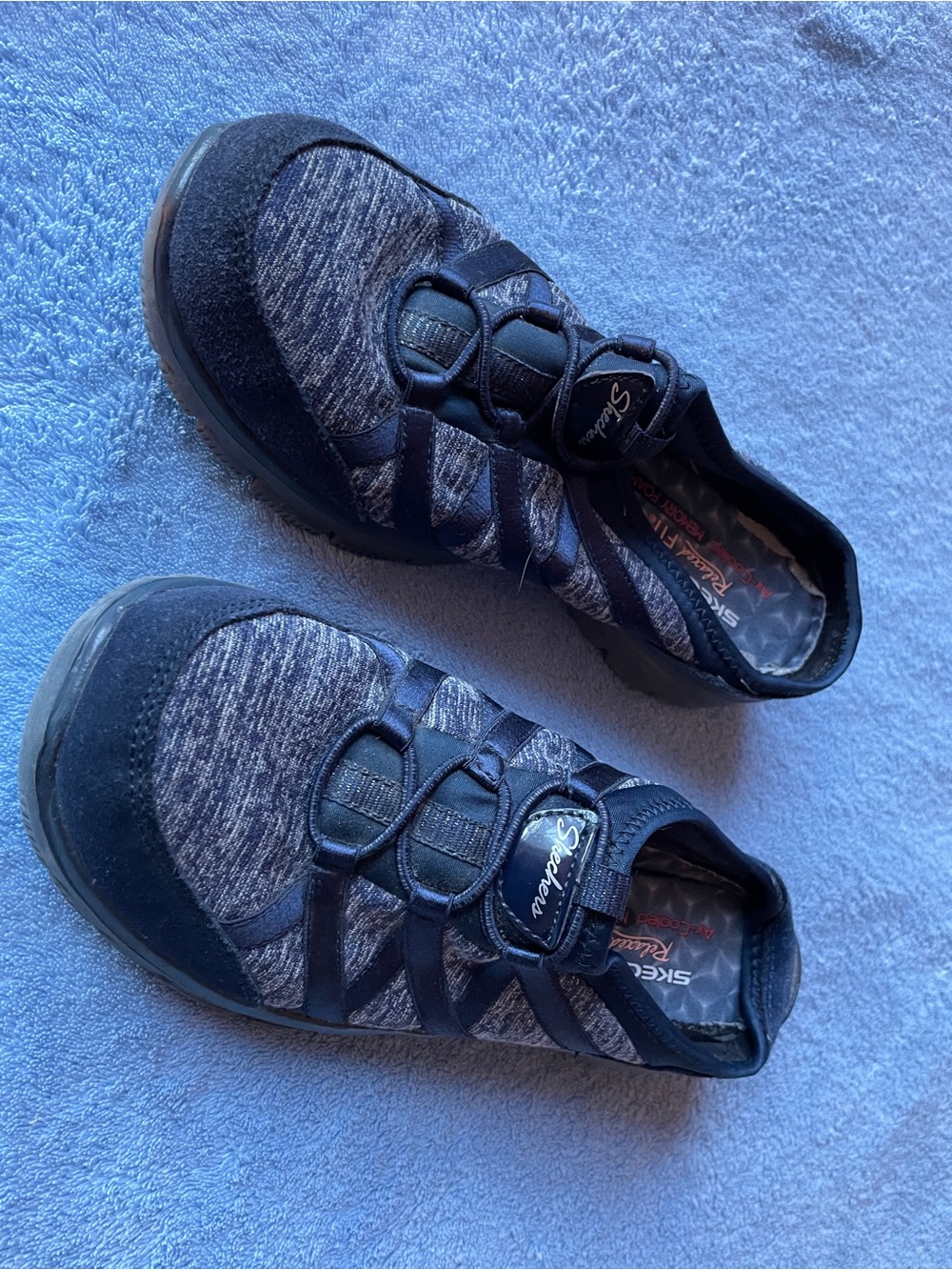Skechers Women’s Navy Slip-On Sneakers Size 7